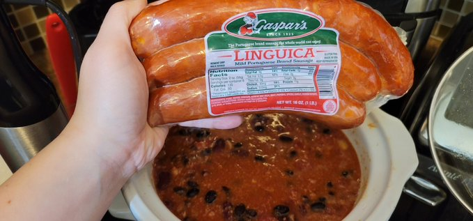Arral's Linguica Chili
